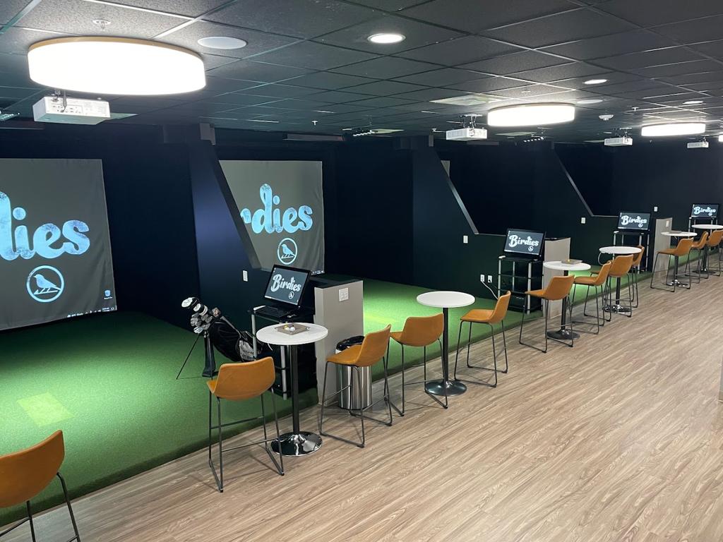 birdies-golf-lounge-1