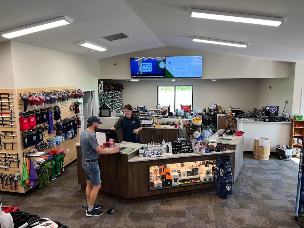 mulligans-golf-center-1