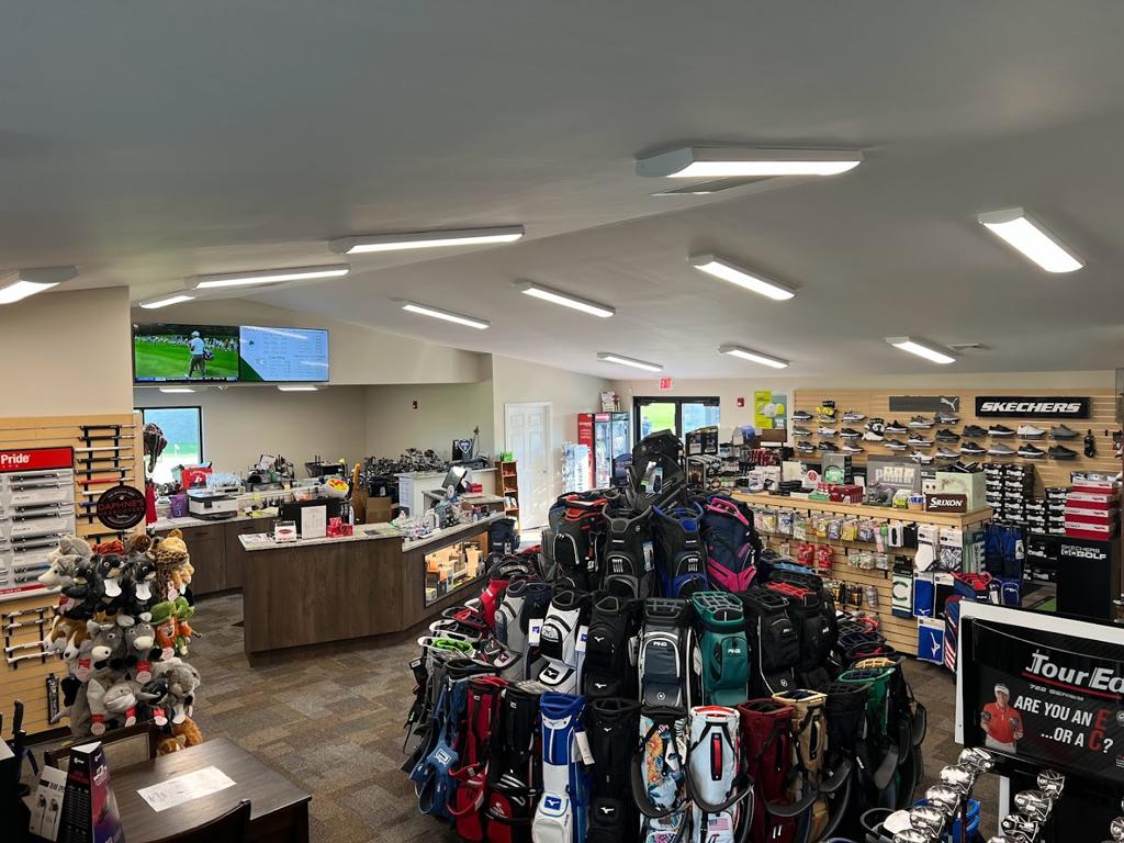mulligans-golf-center-4